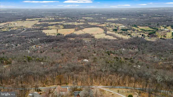 2625 Lookout Rd, HAYMARKET, VA 20169