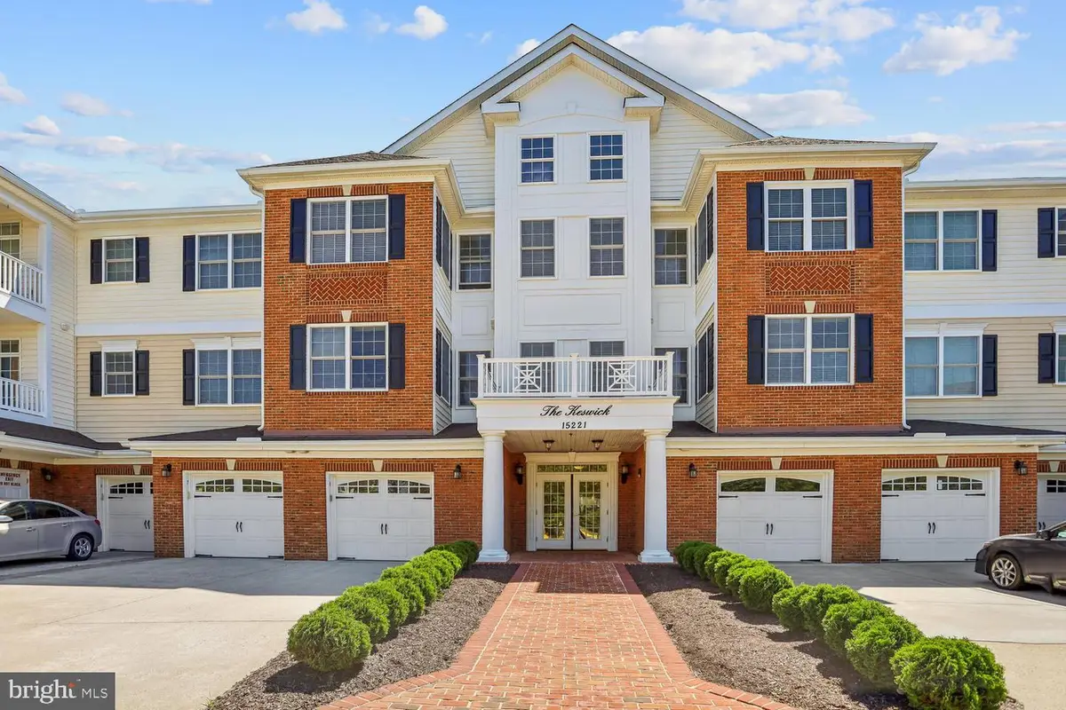 15221 Royal Crest Dr #302, Haymarket, VA 20169 - #1