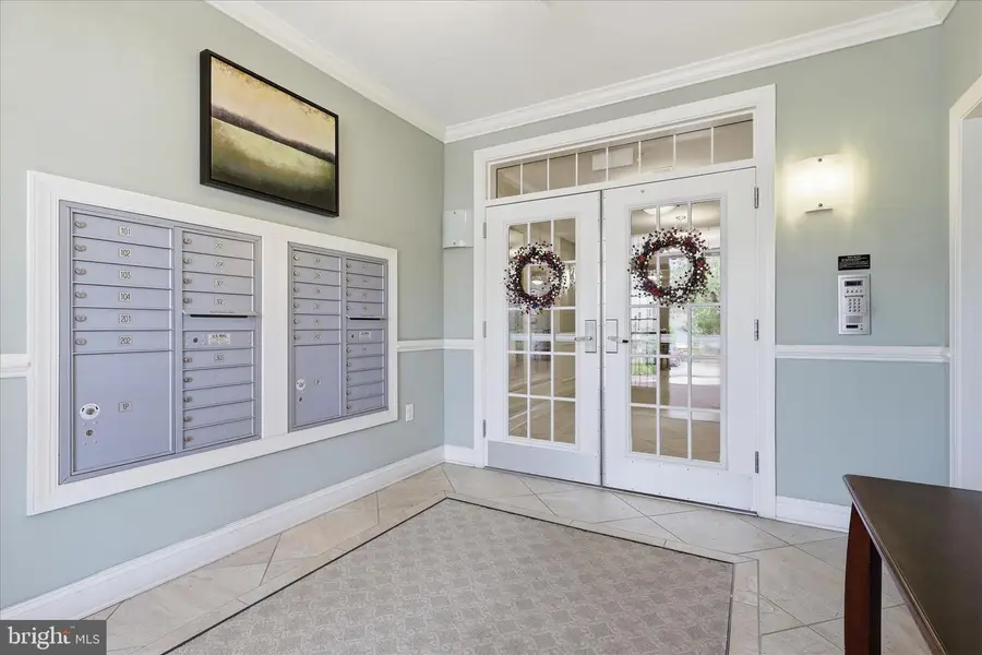 15100 Heather Mill Ln #301, Haymarket, VA 20169 - #3