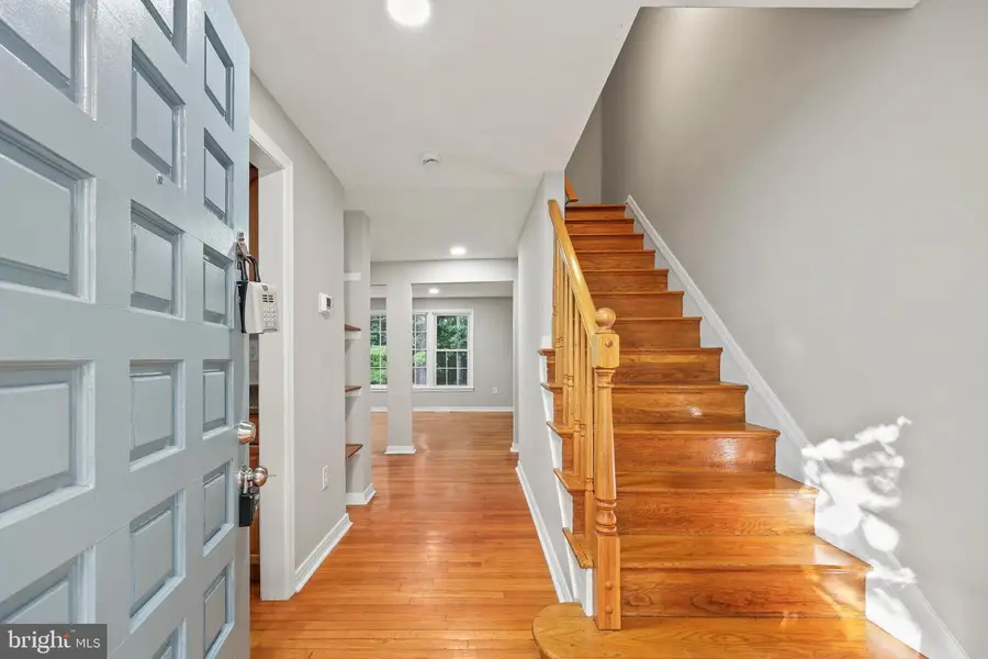 1403 Deerfield Ln, Woodbridge, VA 22191 - #2