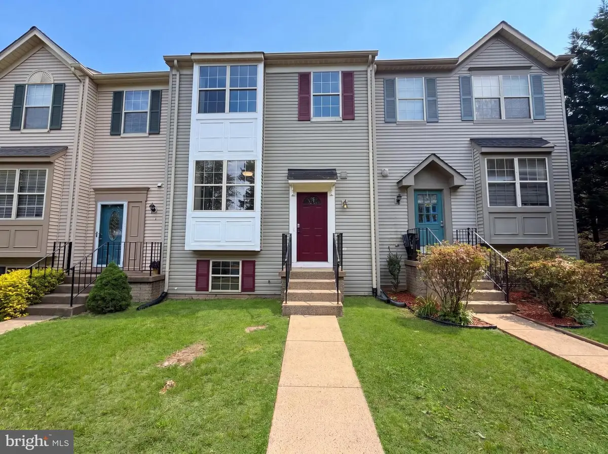 8641 Centerton Ln, Manassas, VA 20111 - #1