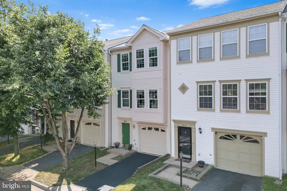 6836 General Lafayette Way, Gainesville, VA 20155 - #1