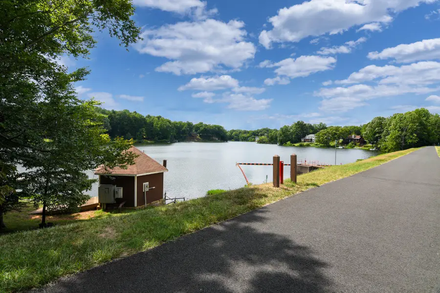 16208 Cypress, Montclair, VA 22025 - #2