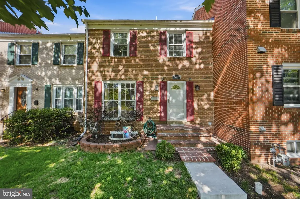 7402 Colton Ln, Manassas, VA 20109 - #1