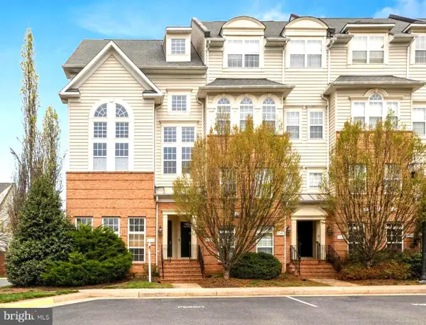 7101 Little Thames Dr #213, GAINESVILLE, VA 20155
