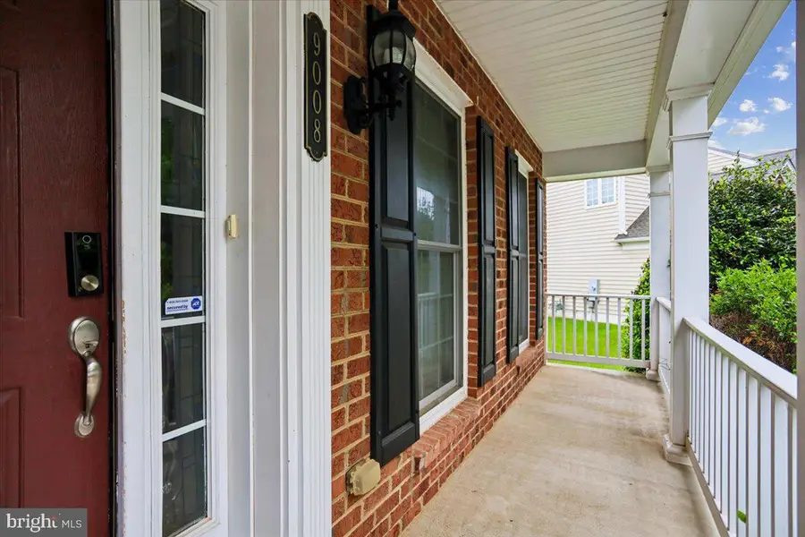 9008 Fletcher Farm Ct, Manassas, VA 20112 - #2