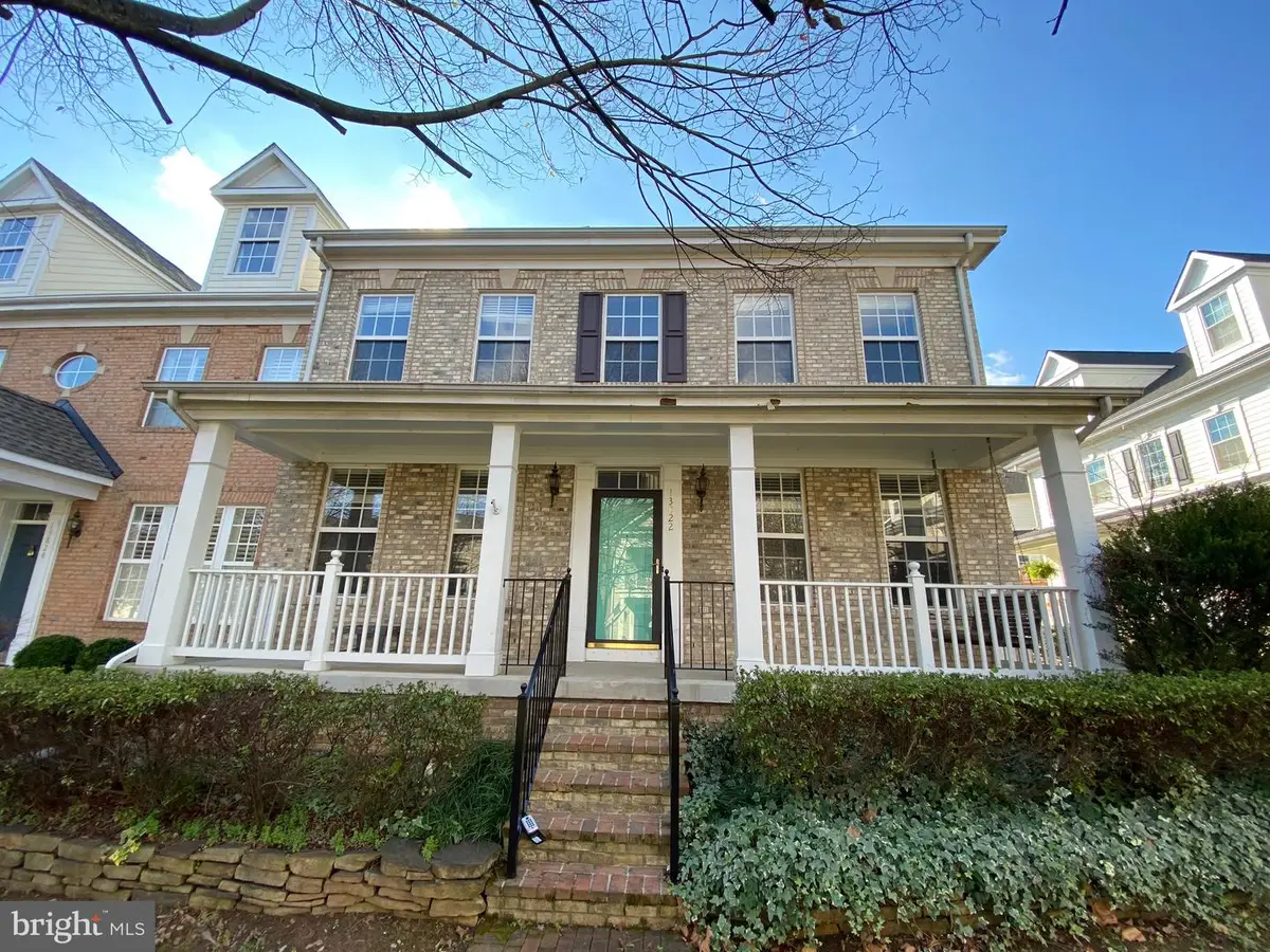 13822 Custis Sq, Woodbridge, VA 22191 - #1