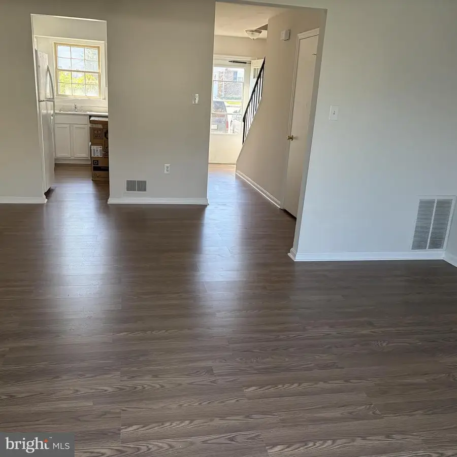 4624 Whitaker Pl, Woodbridge, VA 22193 - #2