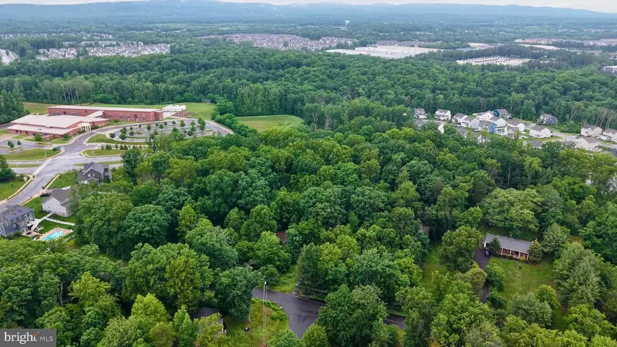 15218 Haymarket Dr, Haymarket, VA 20169 - #3