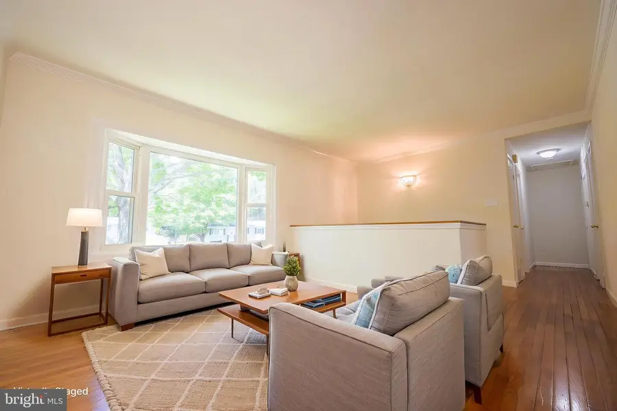 5303 Macwood Dr, Woodbridge, VA 22193 - #2