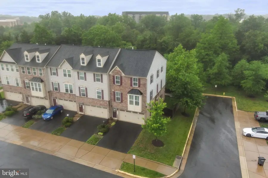 7723 Milton Cir, Gainesville, VA 20155 - #2