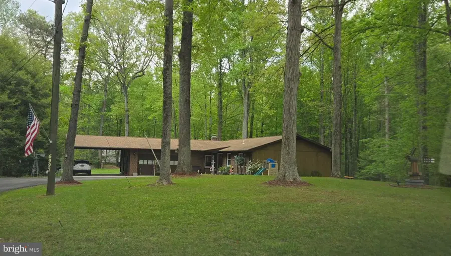6997 Gilbeth Rd, Manassas, VA 20112 - #2
