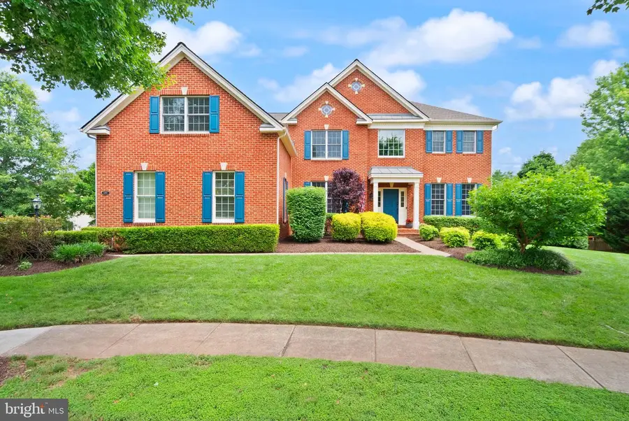 5397 Cedarville Ct, Haymarket, VA 20169 - #2