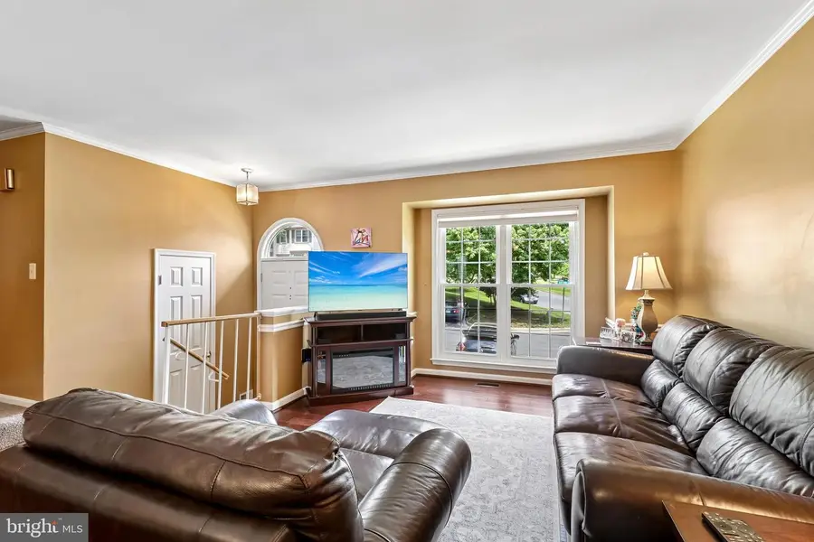 5157 Havering Way, Woodbridge, VA 22193 - #2
