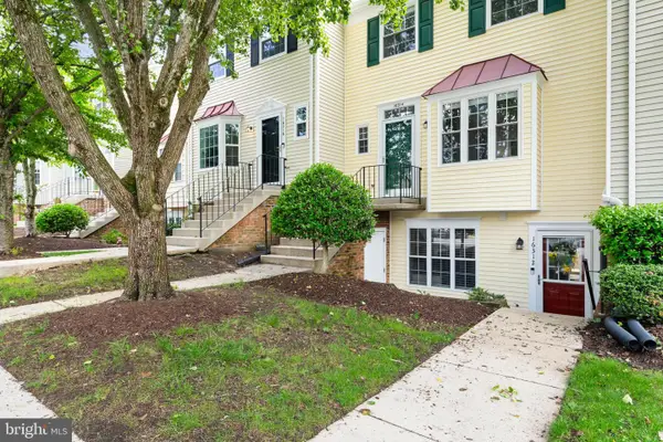 16312 Taconic Cir, DUMFRIES, VA 22025