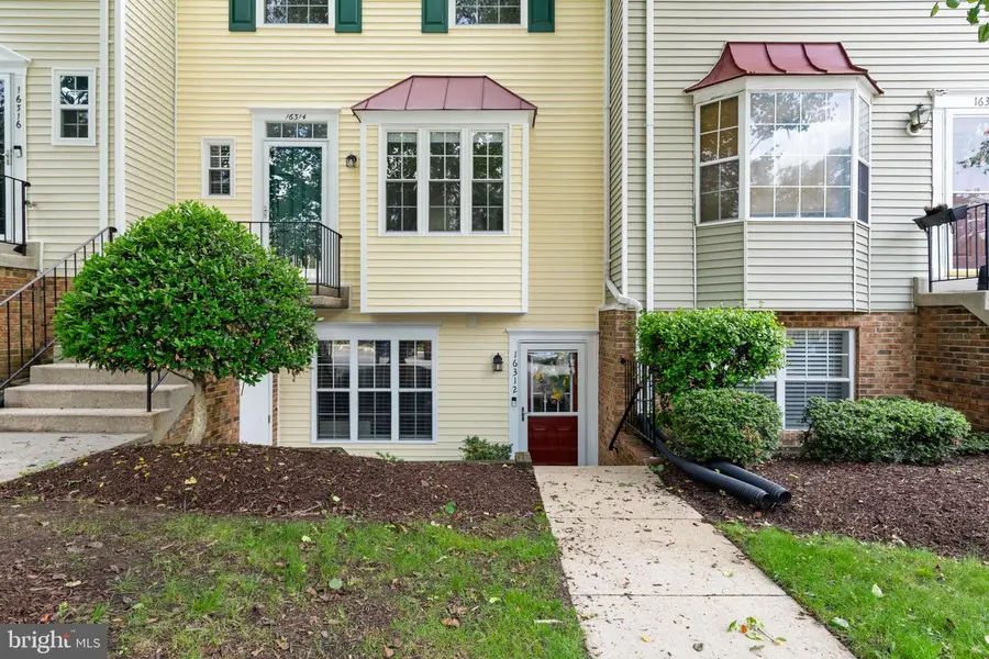 16312 Taconic Cir, Dumfries, VA 22025 - #2