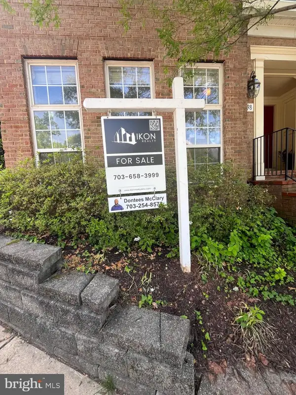 14498 Village High St, GAINESVILLE, VA 20155