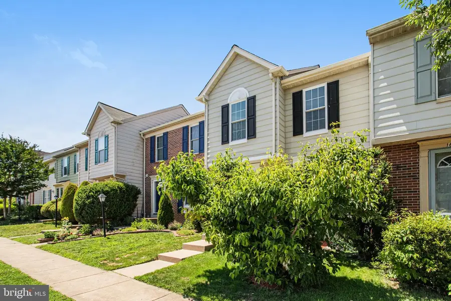 16948 Point Pleasant Ln, Dumfries, VA 22026 - #3