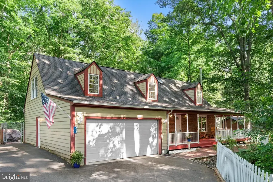 10829 Moore Dr, Manassas, VA 20111 - #2