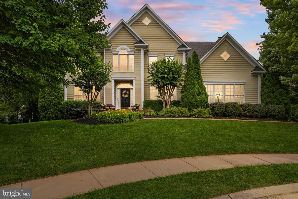 15006 Ransom Oaks Ct, Gainesville, VA 20155 - #1