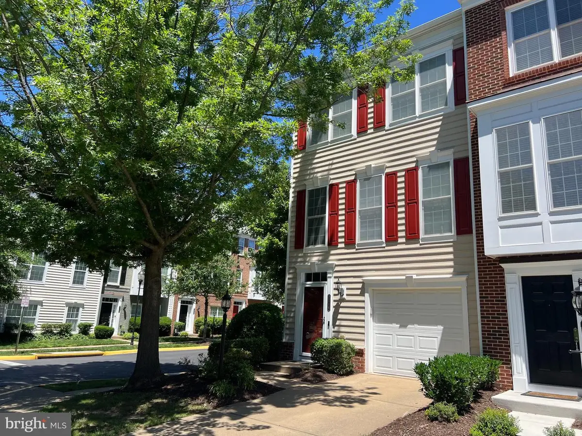 2114 Ivy Stone Pl, Woodbridge, VA 22191 - #1