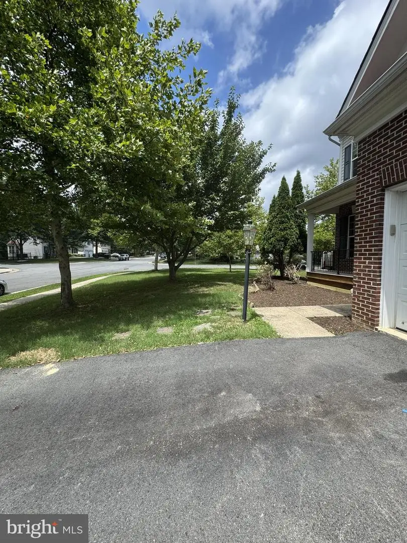15563 Kelley Farm Ct, Woodbridge, VA 22193 - #2