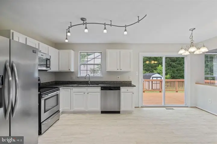 3429 Lacrosse Ct, Woodbridge, VA 22193 - #3