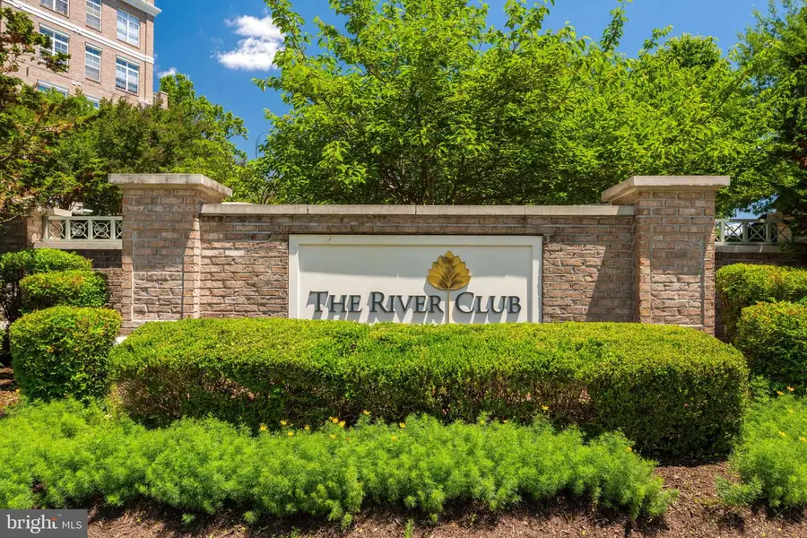 810 Belmont Bay Dr #201, Woodbridge, VA 22191 - #2