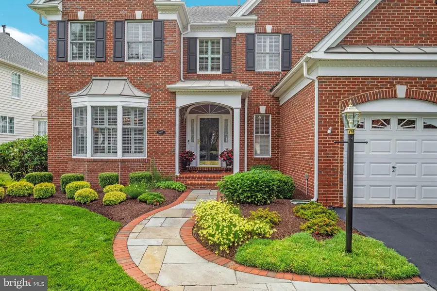5655 Shoal Creek Dr, Haymarket, VA 20169 - #2