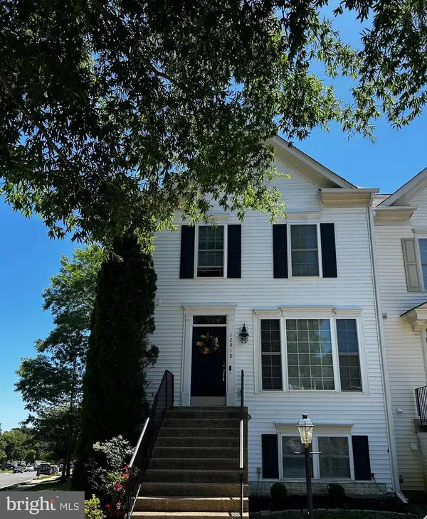 12918 Hyannis Ln, WOODBRIDGE, VA 22193