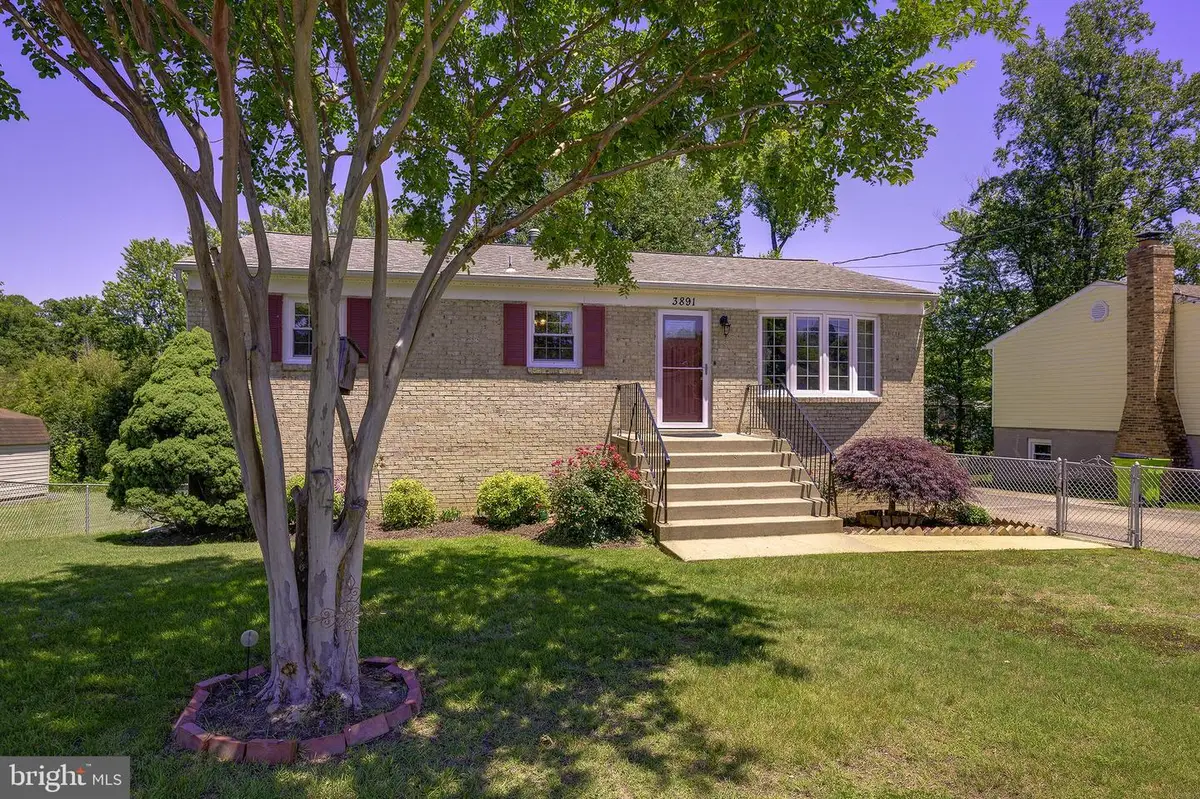 3891 Dominion Dr, Dumfries, VA 22026 - #1