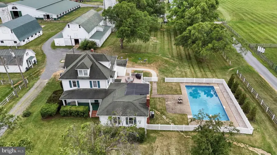 11605 Parkgate Dr, Nokesville, VA 20181 - #3