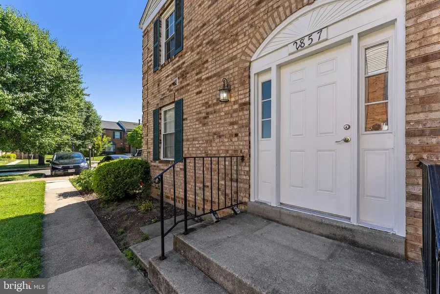 2857 Bowes Ln, Woodbridge, VA 22193 - #3