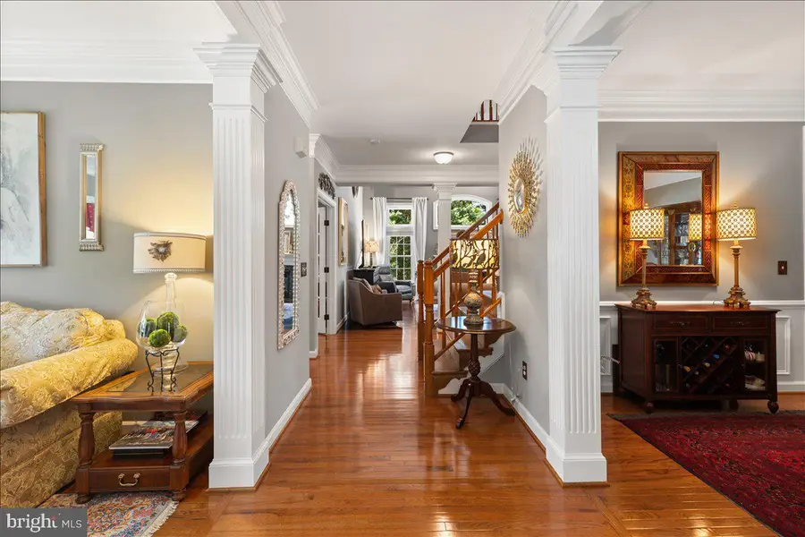 7726 Virginia Oaks Dr, Gainesville, VA 20155 - #3