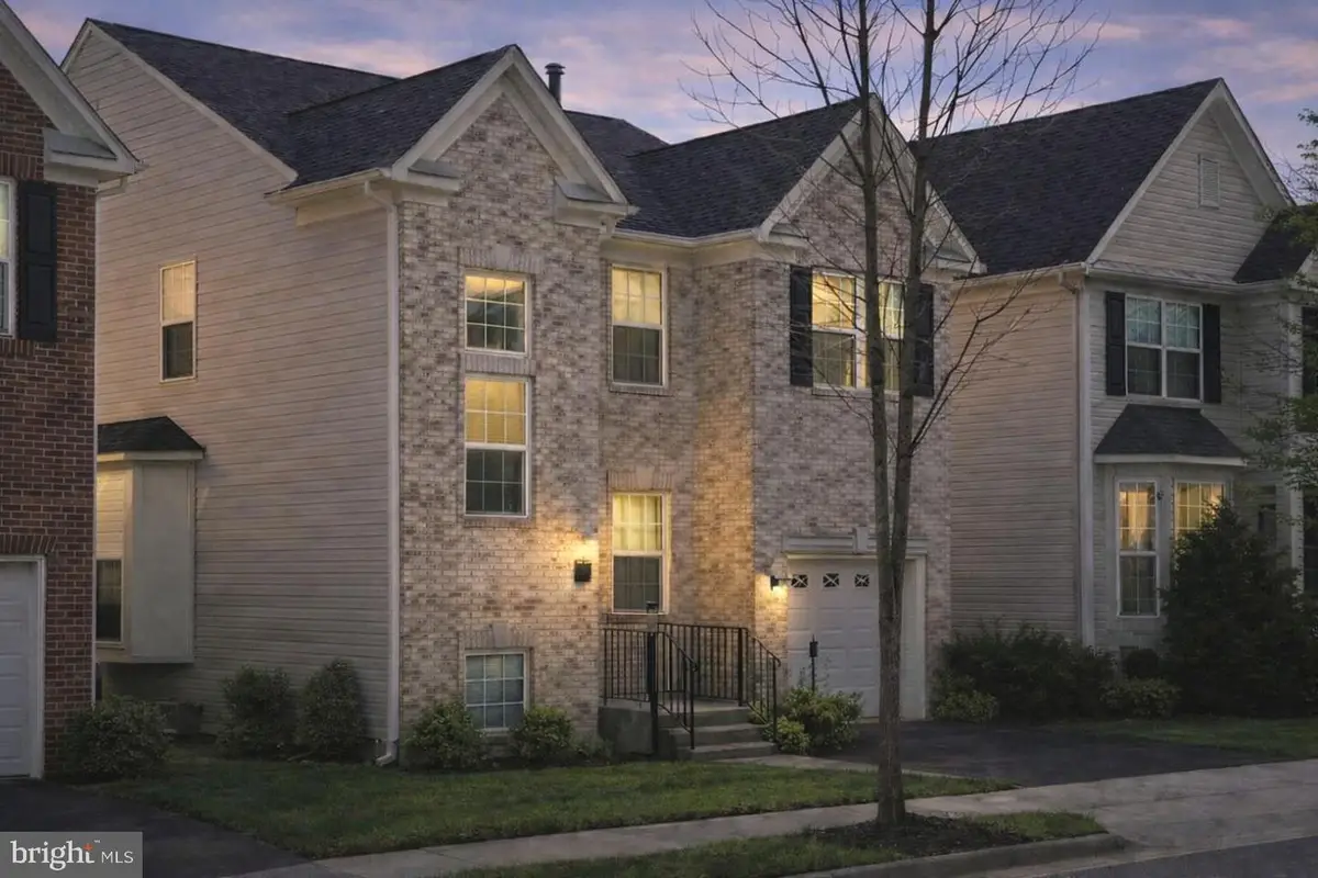 9117 Mulder Ct, Manassas, VA 20111 - #1