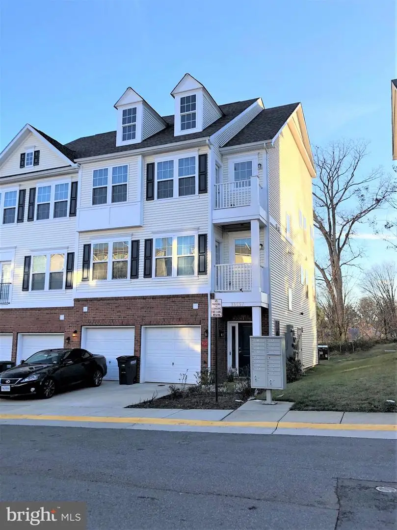 13937 Hollow Wind Way #101, Woodbridge, VA 22191 - #1