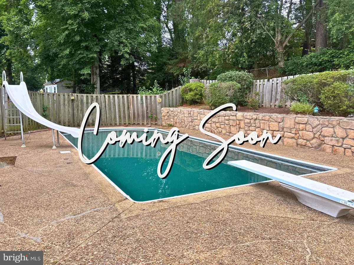 13820 Gilbert Rd, Woodbridge, VA 22193 - #1