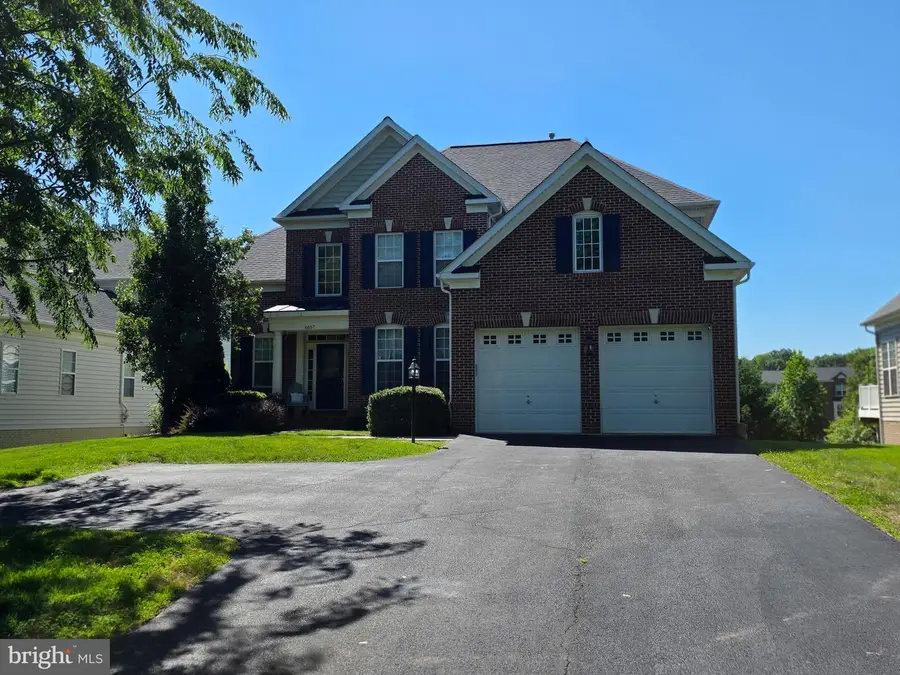 6657 Oakton Ave, Haymarket, VA 20169 - #3