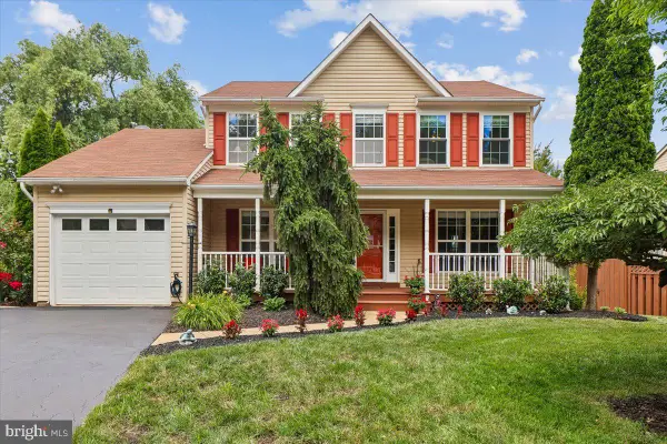 5722 Rhode Island Dr, WOODBRIDGE, VA 22193
