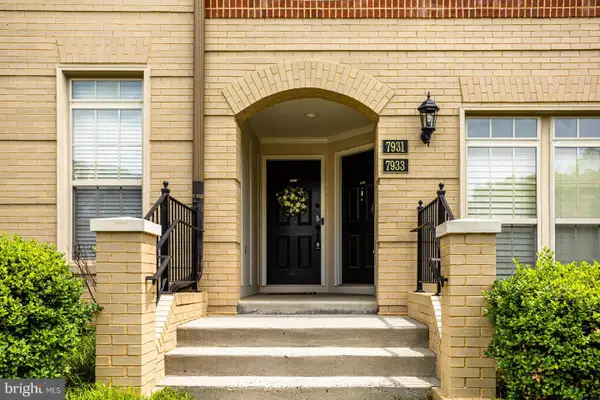 7931 Crescent Park Dr, GAINESVILLE, VA 20155