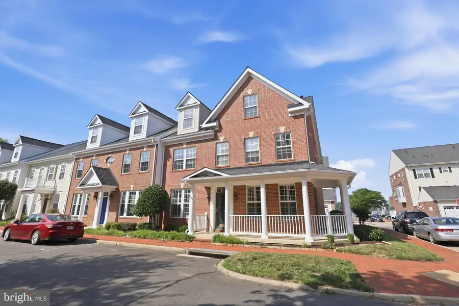 766 Monument Ave, Woodbridge, VA 22191 - #3