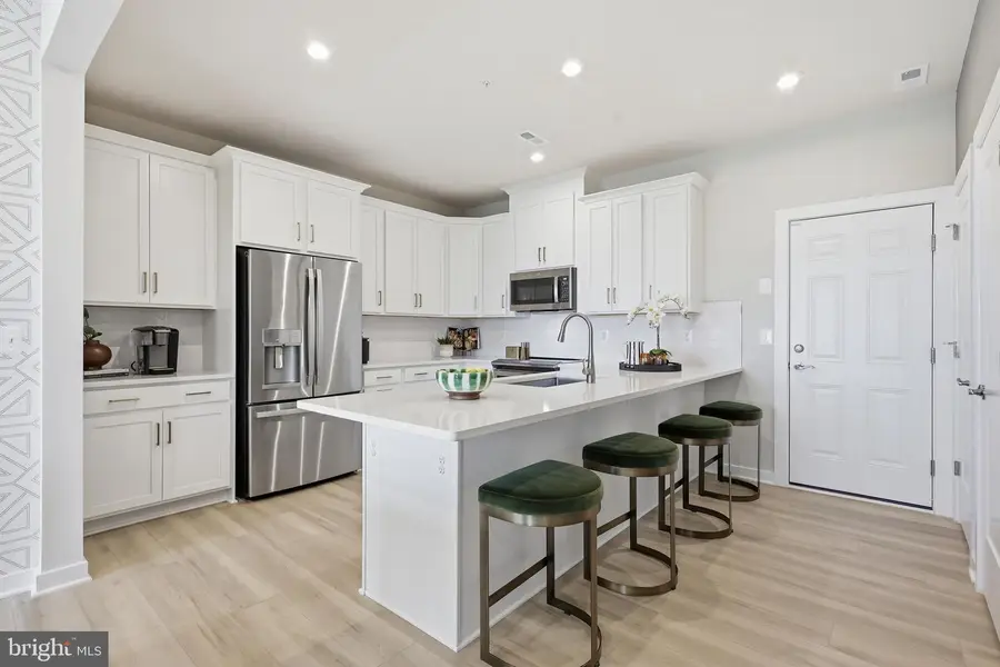 17640 Hawkins Ln, Dumfries, VA 22026 - #3