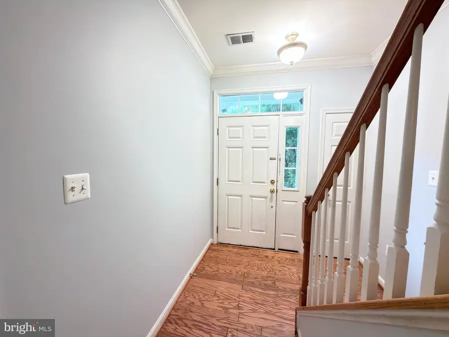 14216 Legend Glen Ct, Gainesville, VA 20155 - #3