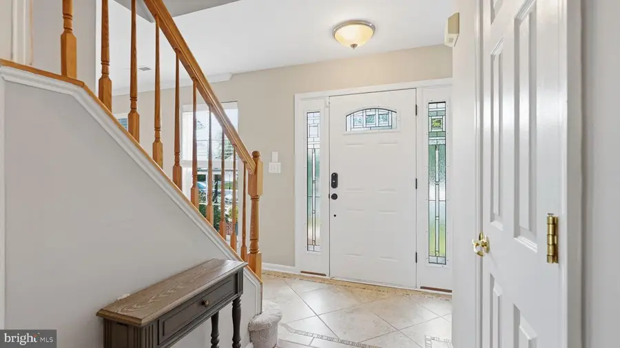 5717 Rhode Island Dr, Woodbridge, VA 22193 - #2