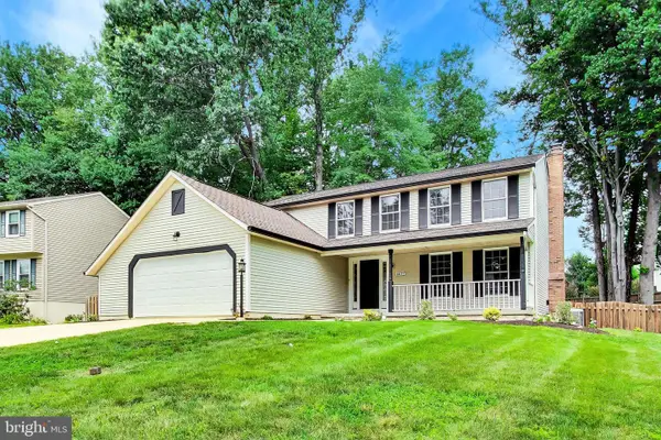 15177 Holleyside Dr, DUMFRIES, VA 22025