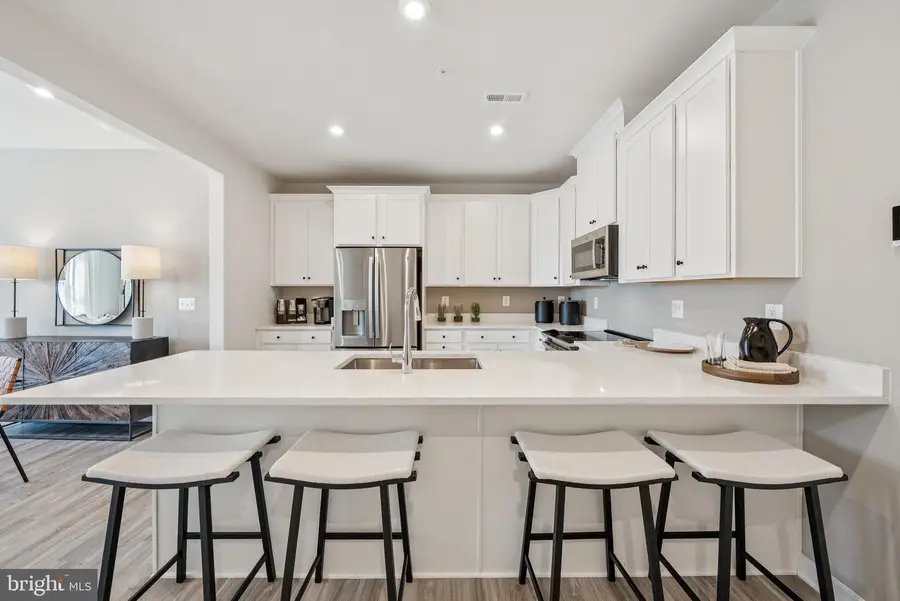 14110 Slate St, Woodbridge, VA 22193 - #2