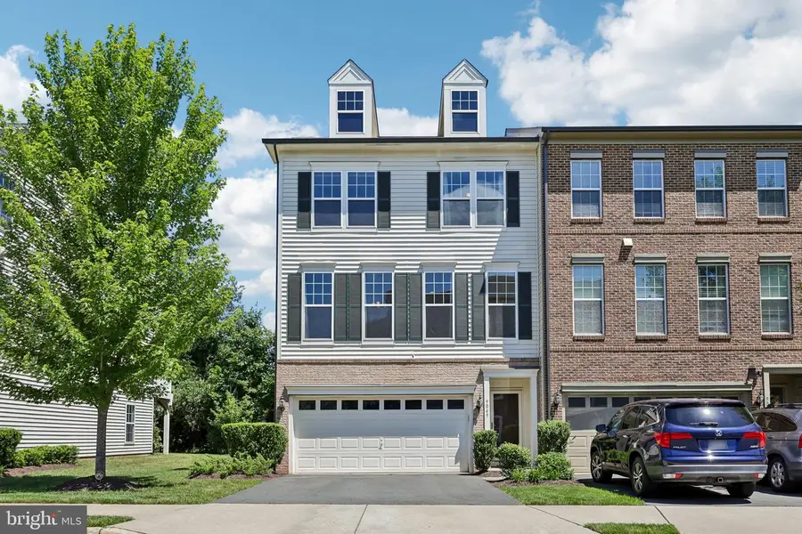 9049 Connor House Rd, Manassas, VA 20111 - #2
