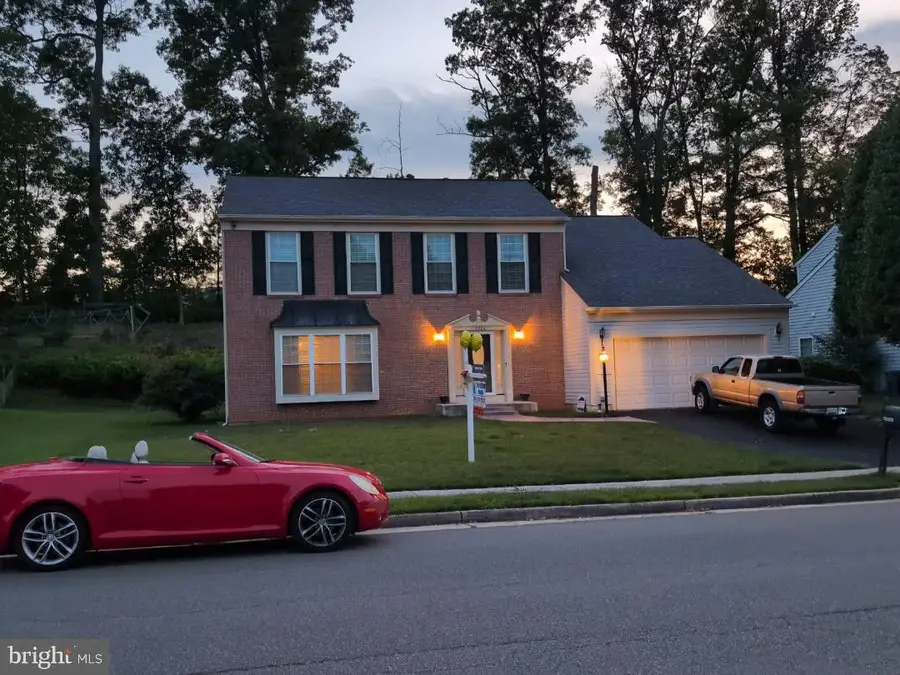 13220 Oak Farm Dr, Woodbridge, VA 22192 - #2