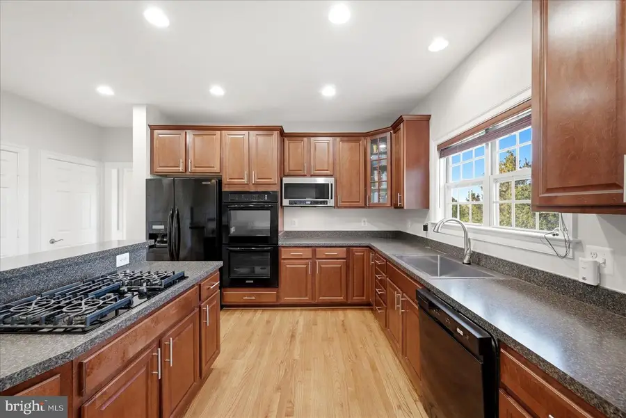 14309 Ladderbacked Dr, Gainesville, VA 20155 - #2