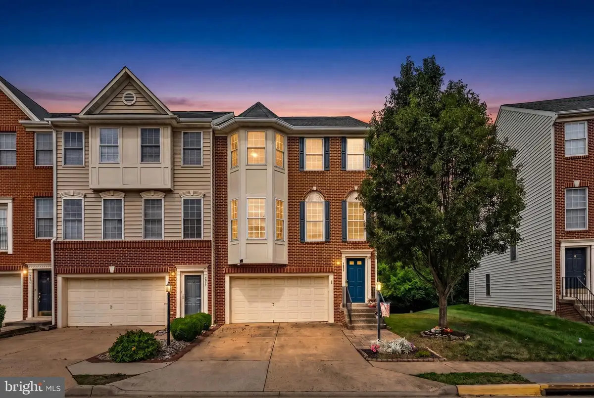 9059 Brewer Creek Pl, Manassas, VA 20109 - #1